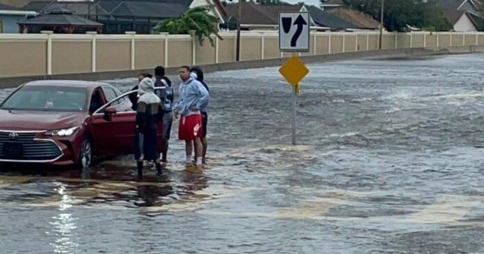 Kissimmee Issues Mandatory Curfew Due To Extensive Flooding Orlando 6659