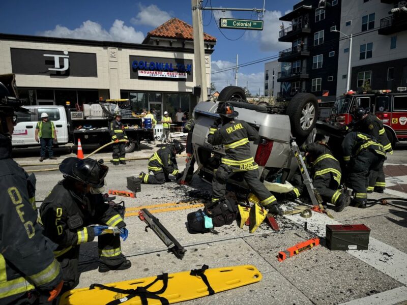 1 injured in Orlando crash after being trapped under vehicle